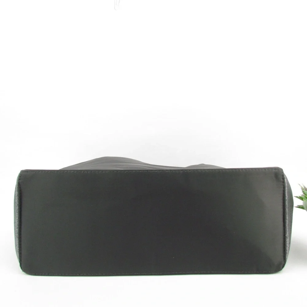 NWT Coach Fragrance Bag Black With Glittery Sliver Sides Travel Bag